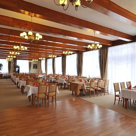 Hotel Manes Svratka Ngoại thất bức ảnh
